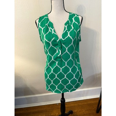 Hanna & Gracie Women’s Green Sleeveless Blouse – Size M