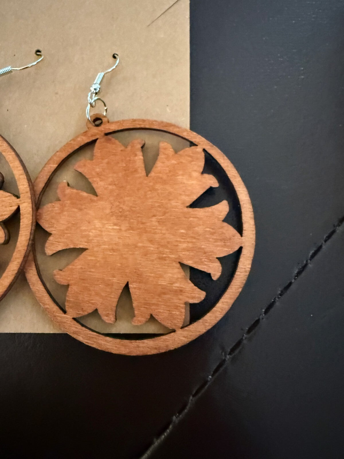 Wooden Die-Cut Flower  Trendy Female Earrings Light Wood