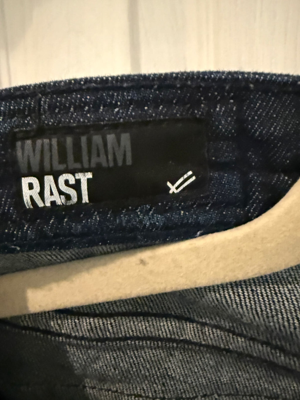 SOLD WILLIAM RAST Women’s Savoy Bootcut Dark Blue Jeans Size 28
