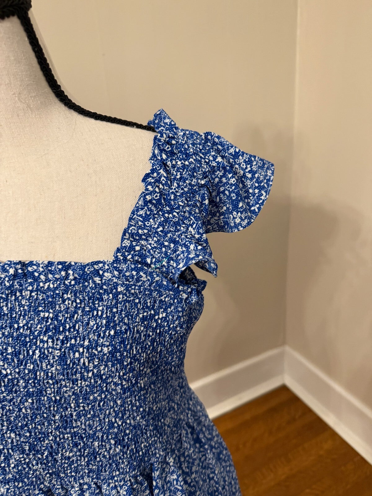 Skies Are Blue womens sleeveless floral blouse size large NWT