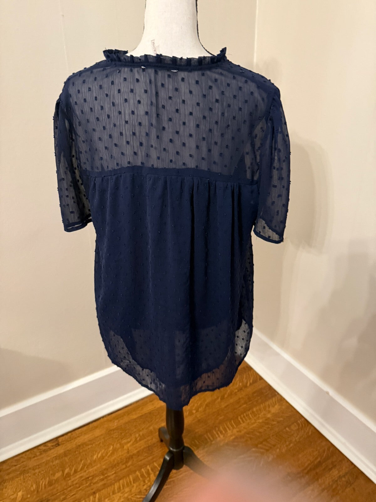 Entro Navy Short Sleeve shirt front tie size L