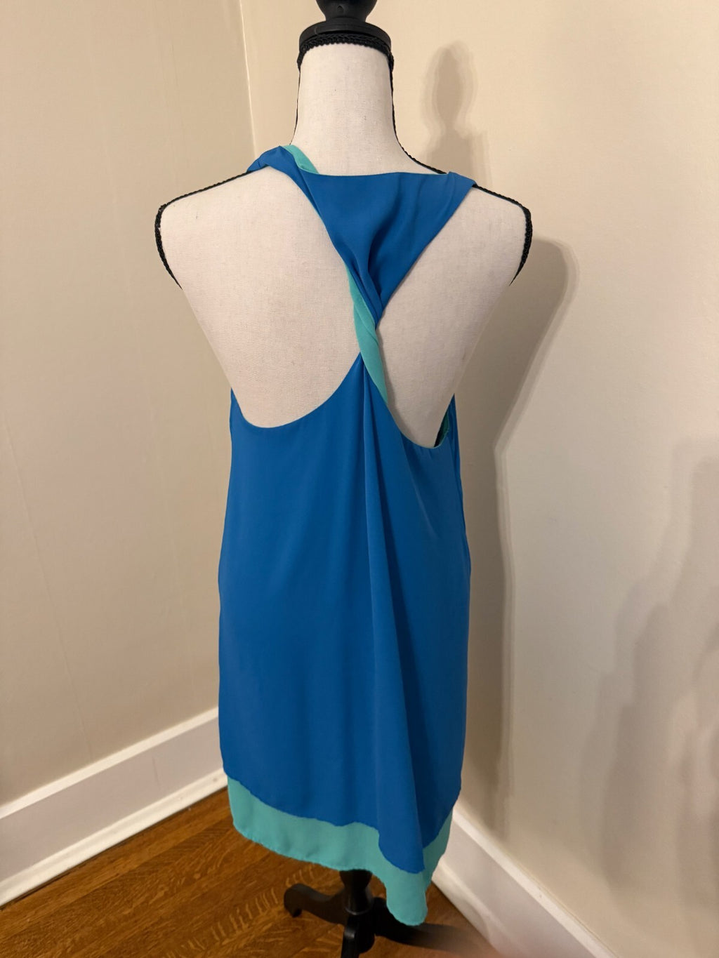 Everly Women's Blue & Green A-line Shift Dress V-neck Size M