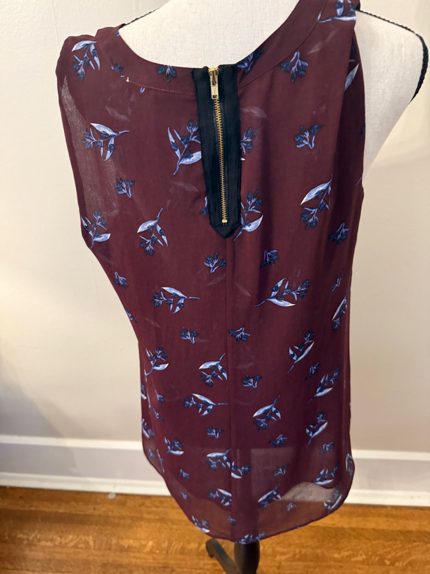 CAbi Bouquet Merlot Burgundy Maroon Sz M NWOT