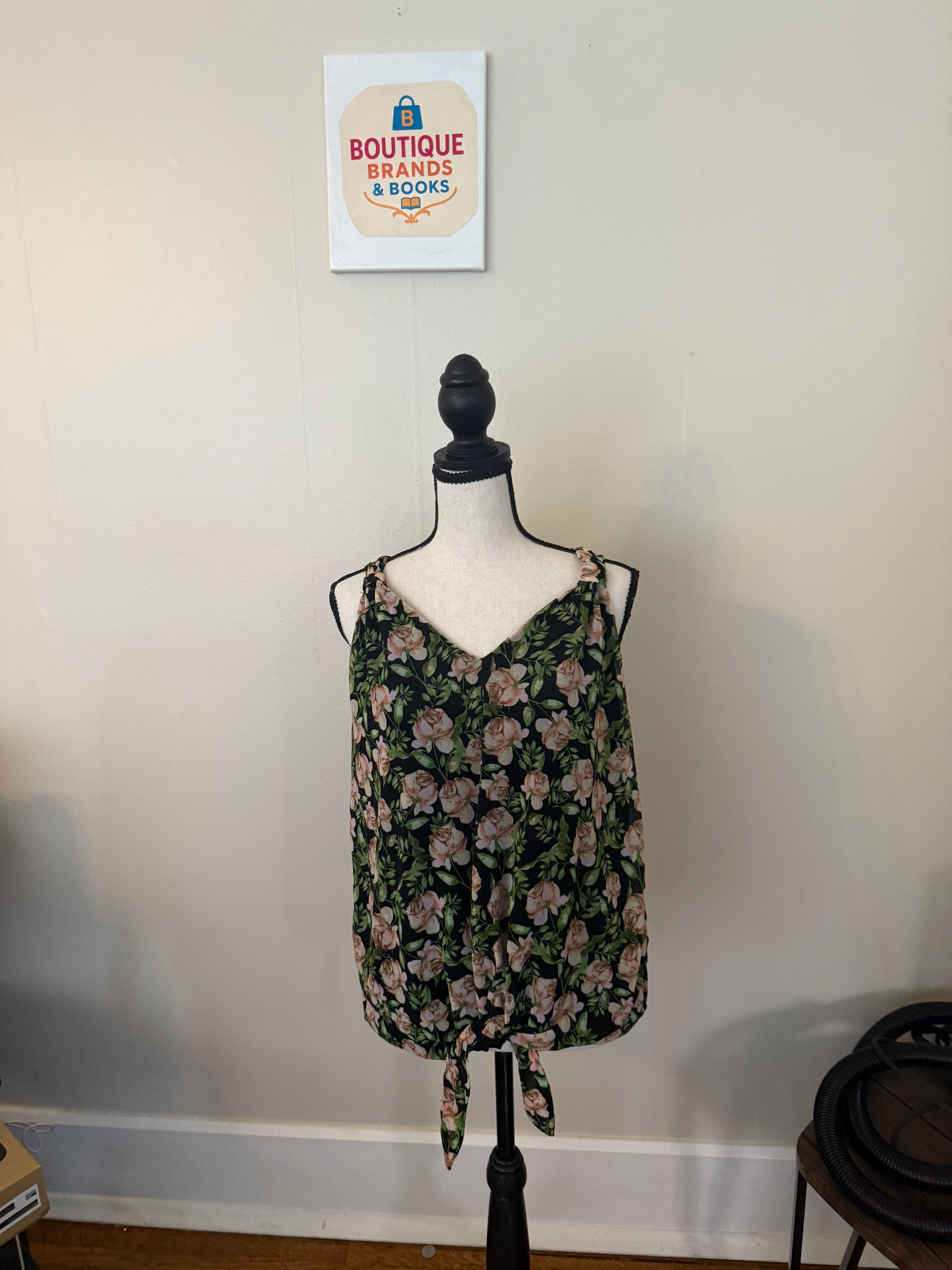 INC Floral Mesh Sleeveless Shirt in size Large