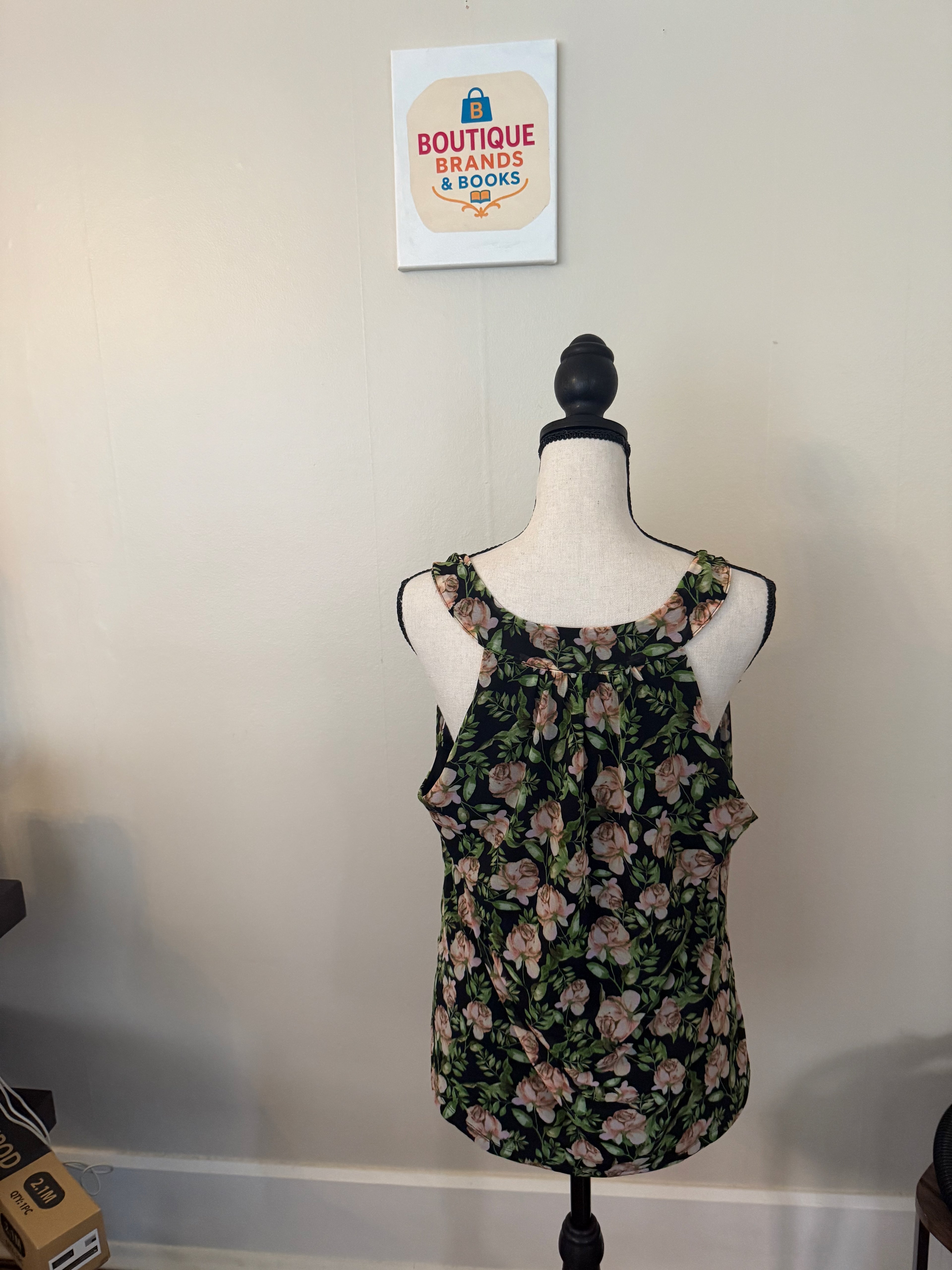 INC Floral Mesh Sleeveless Shirt in size Large