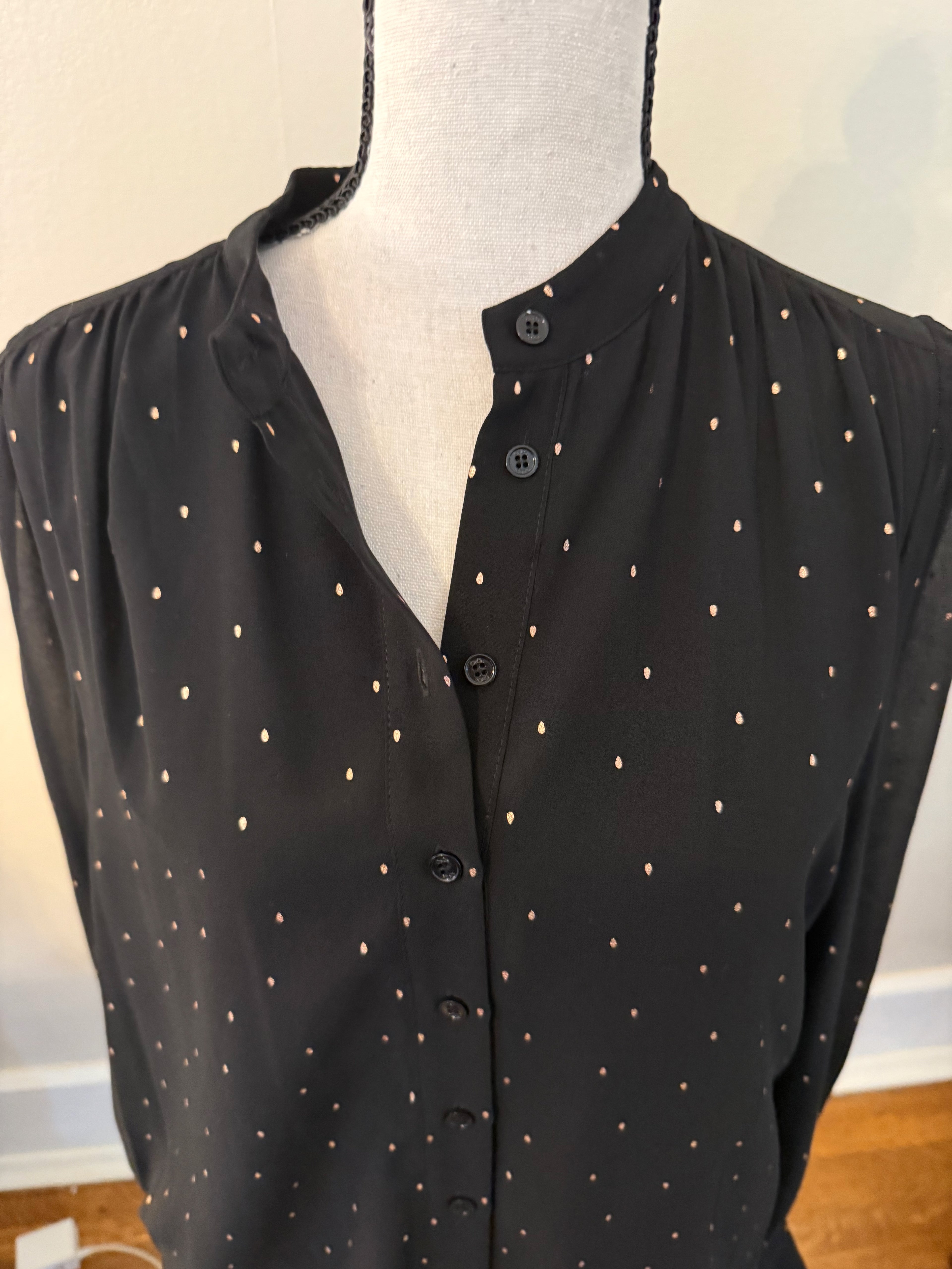 Cece Black and Gold Long-Sleeve Shirt Size SM