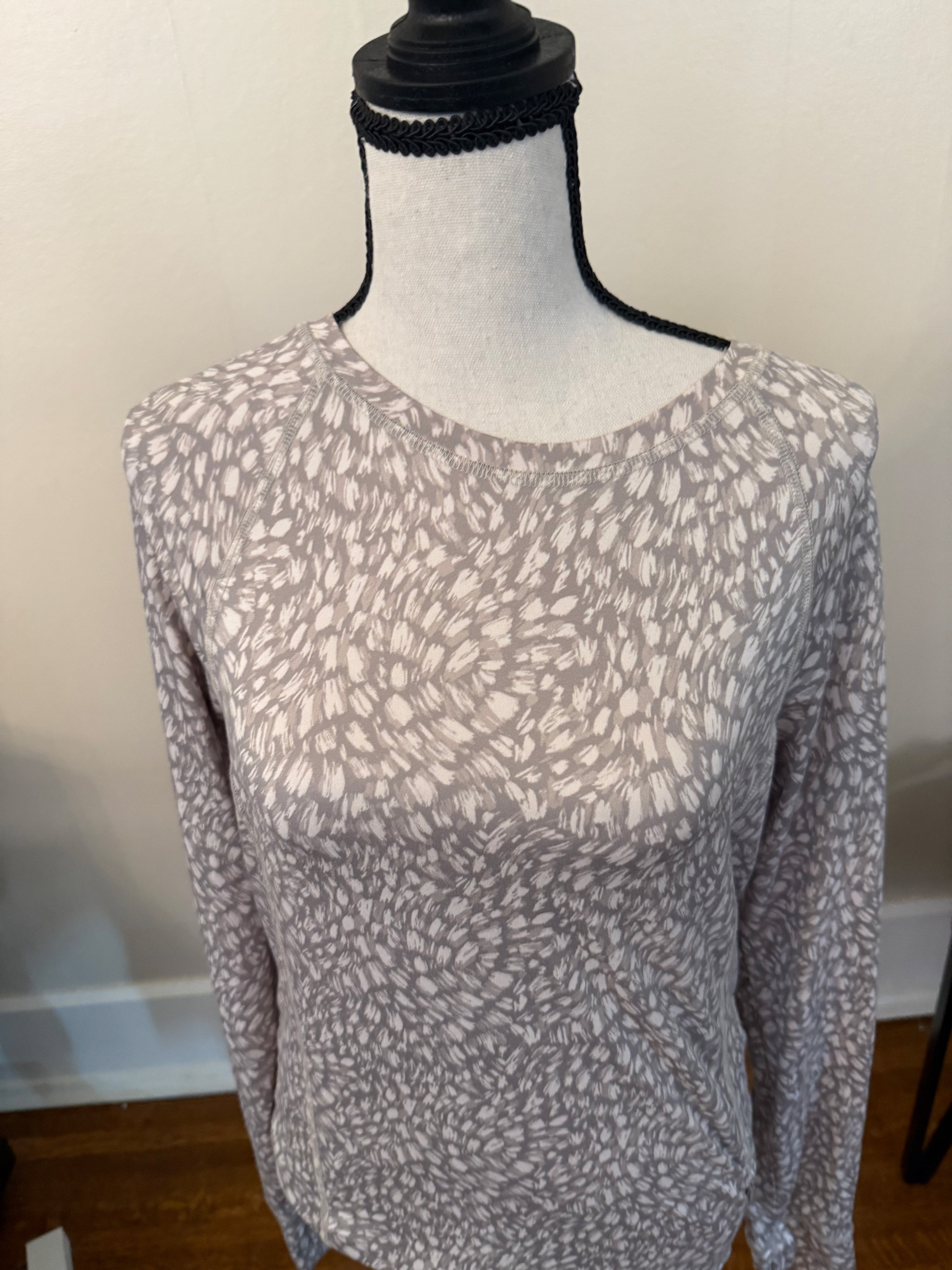 Hurley Athletic Top - Long Sleeve Size M