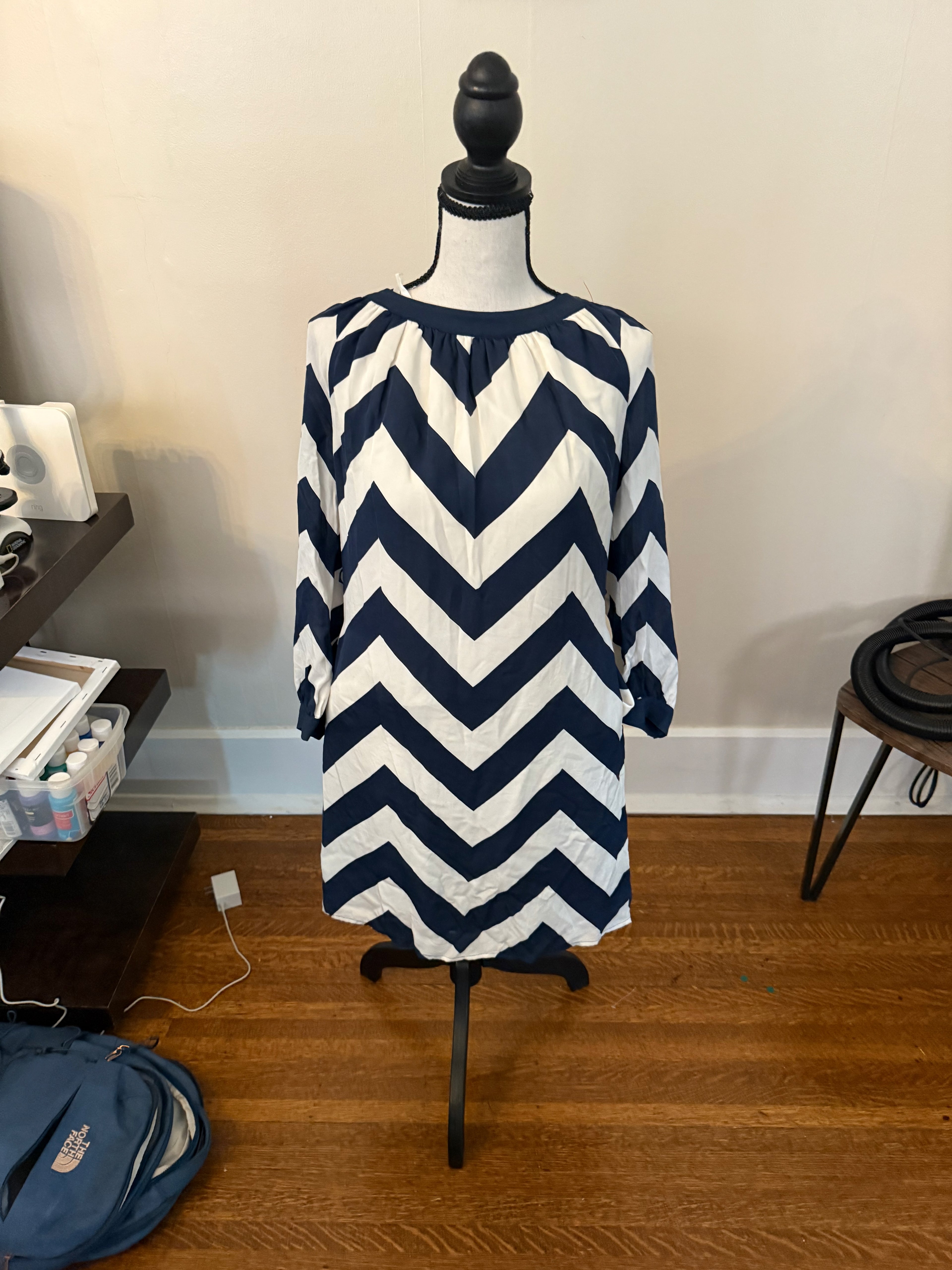 Vineyard Vines Long-Sleeve Dress Chevron in size 8