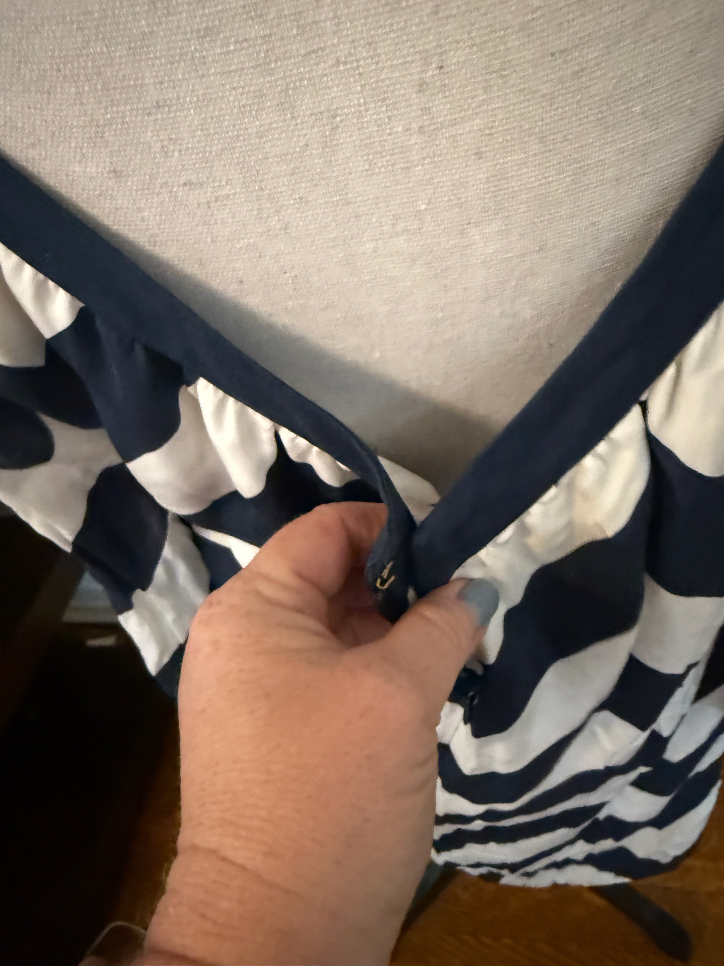 Vineyard Vines Long-Sleeve Dress Chevron in size 8