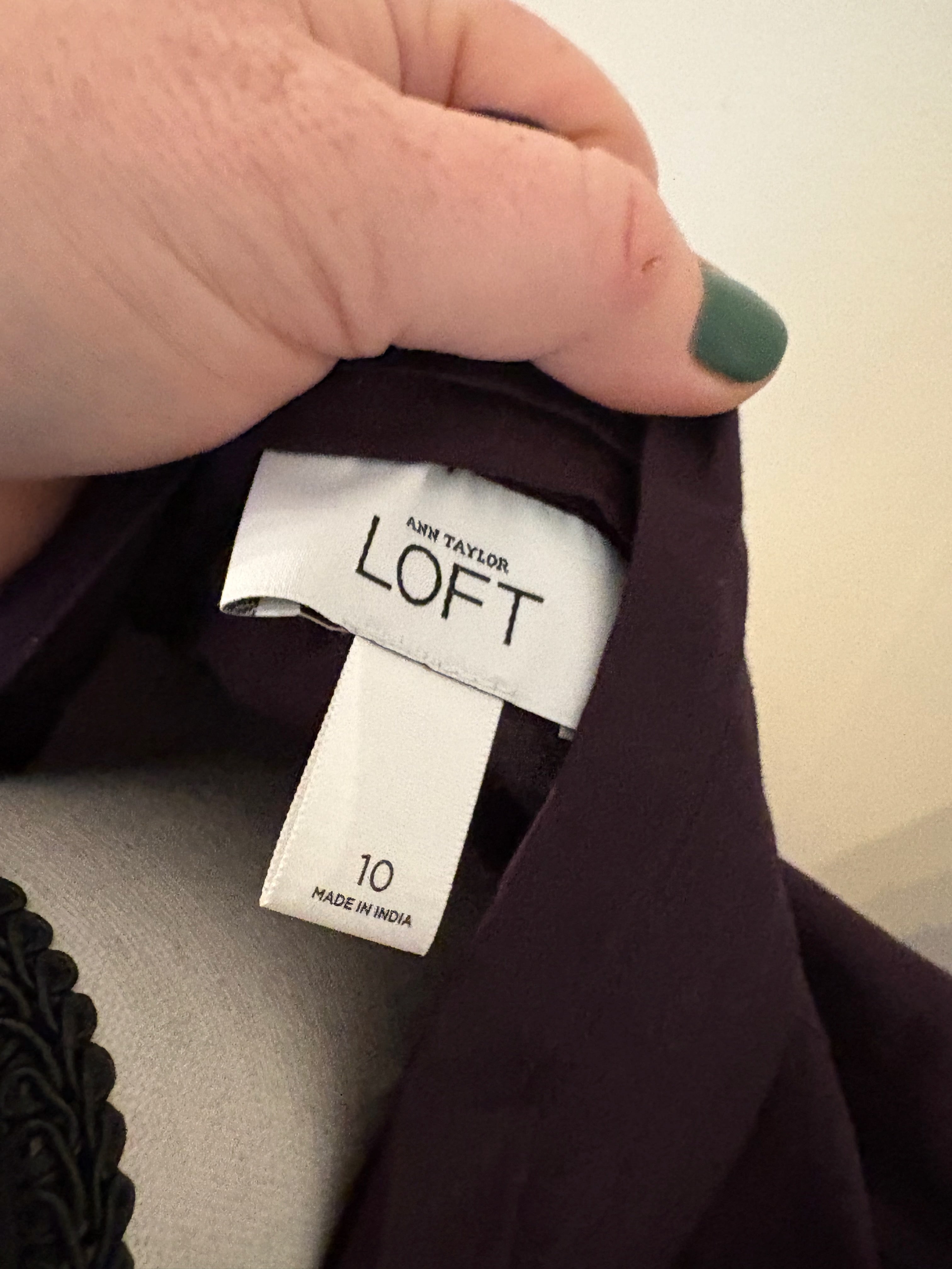 Ann Taylor Loft purple ruffle v-neck Size 10