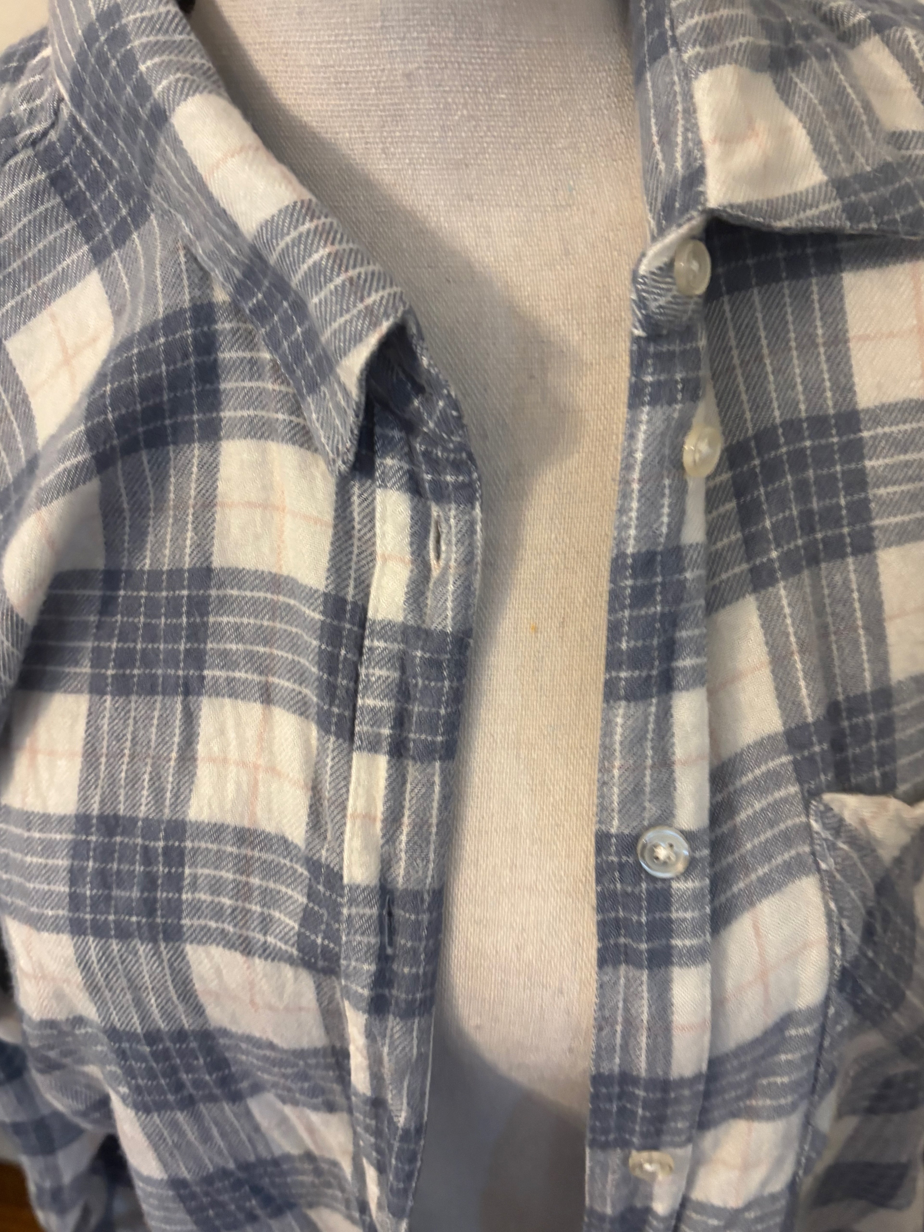 Market and Spruce Flannel Shirt in Blue and; Cream, size M