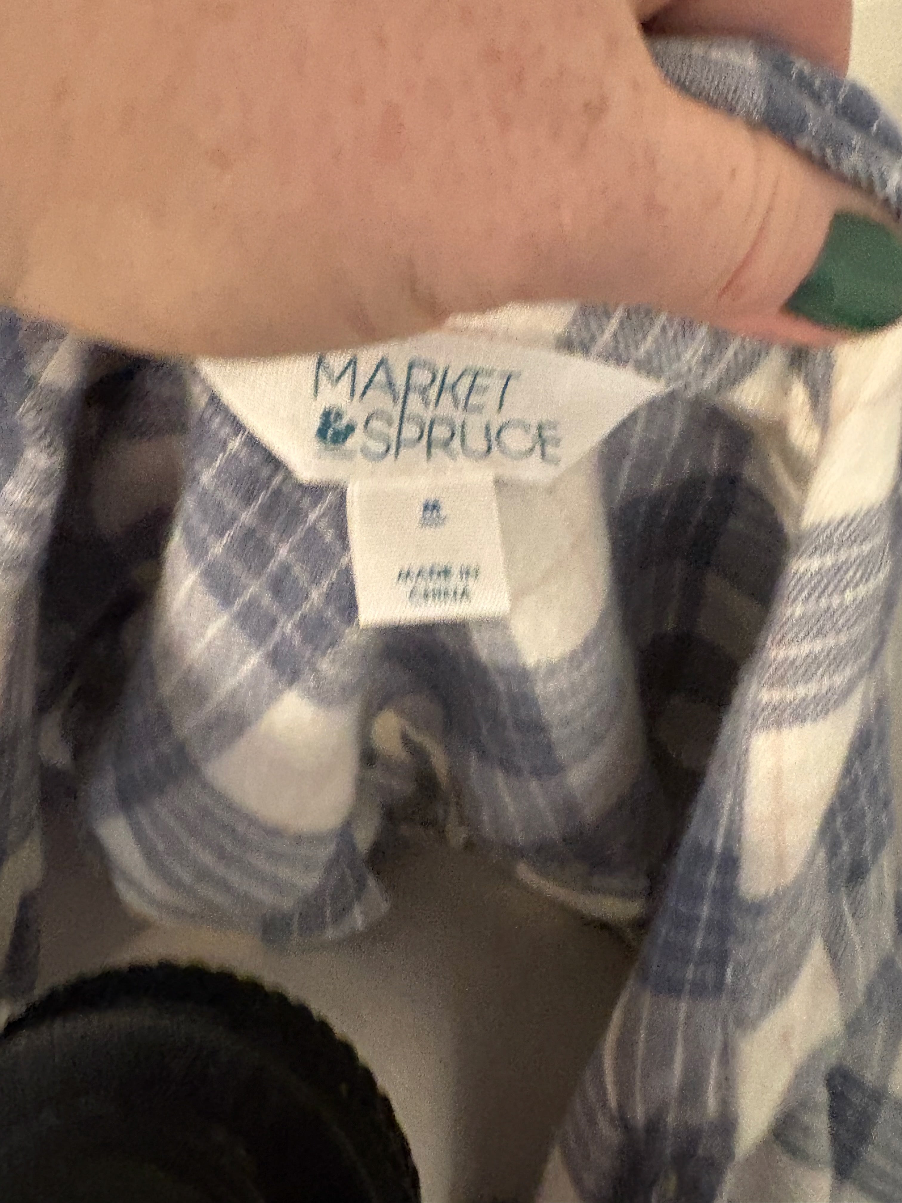 Market and Spruce Flannel Shirt in Blue and; Cream, size M