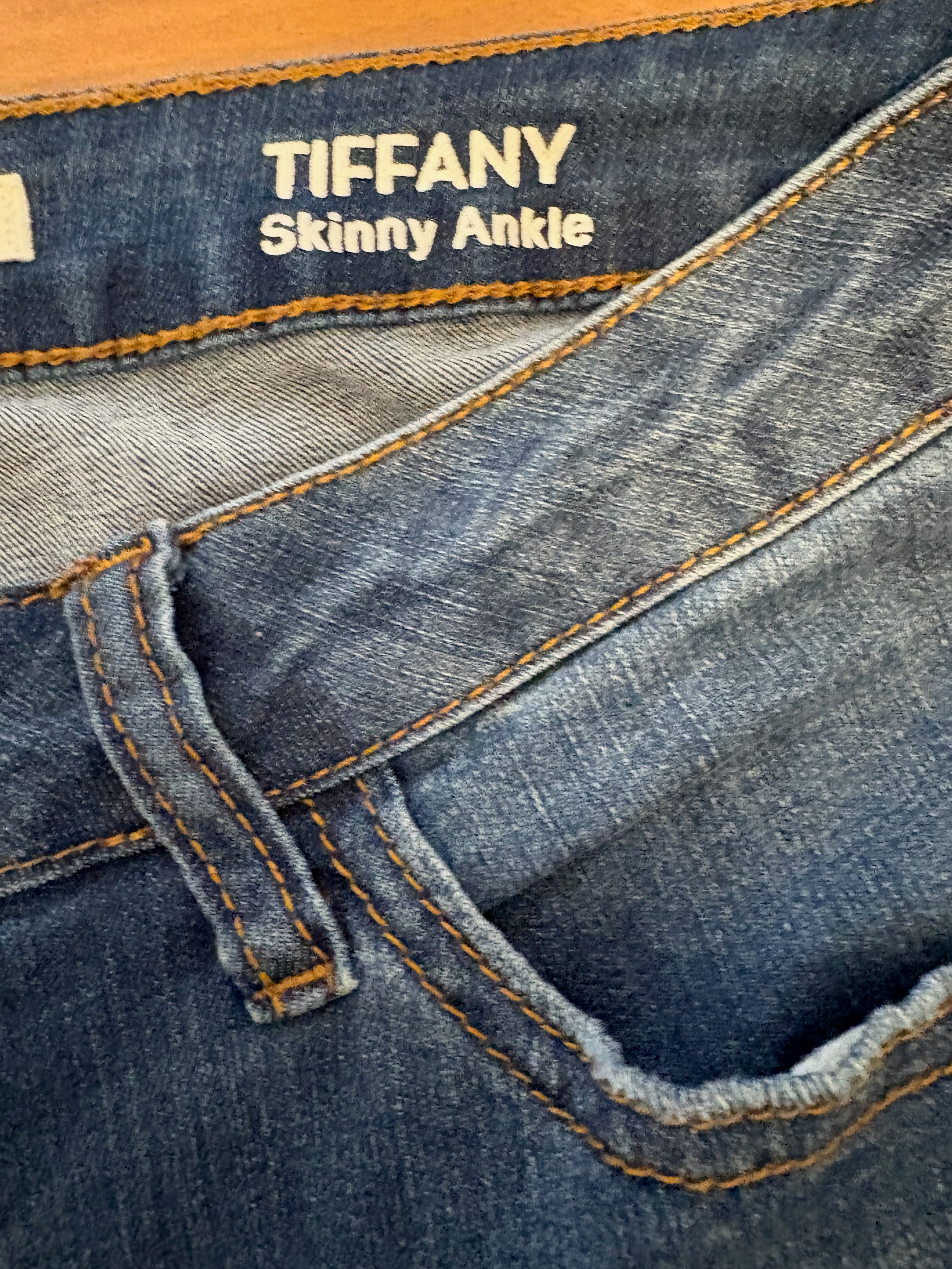 Tiffany !IT Jeans Womens Size 10 Skinny Ankle Distressed Dark Wash Denim