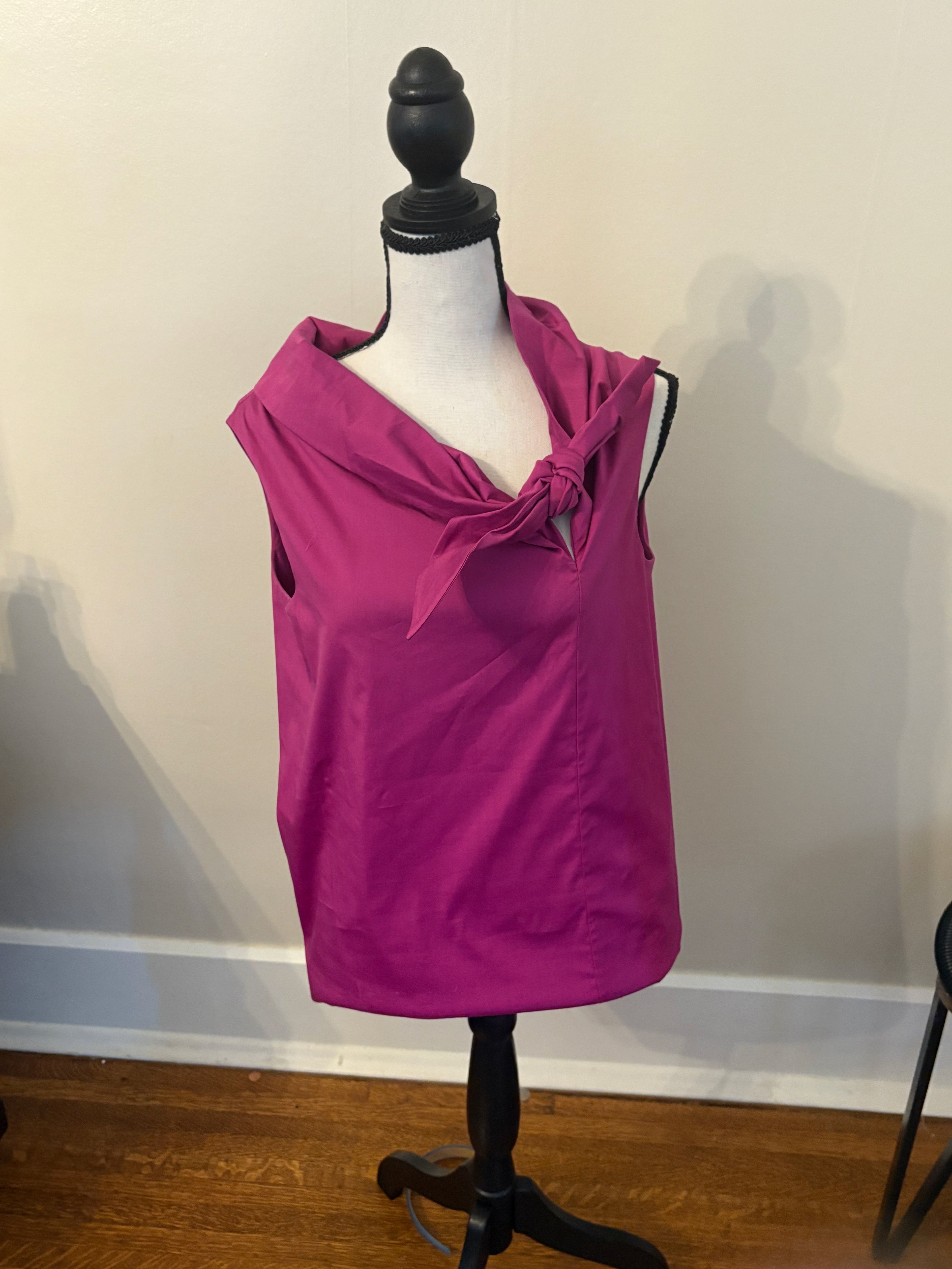 Anthropologie Theory Woman’s Medium Sleeveless Pink Silk Blouse 081209