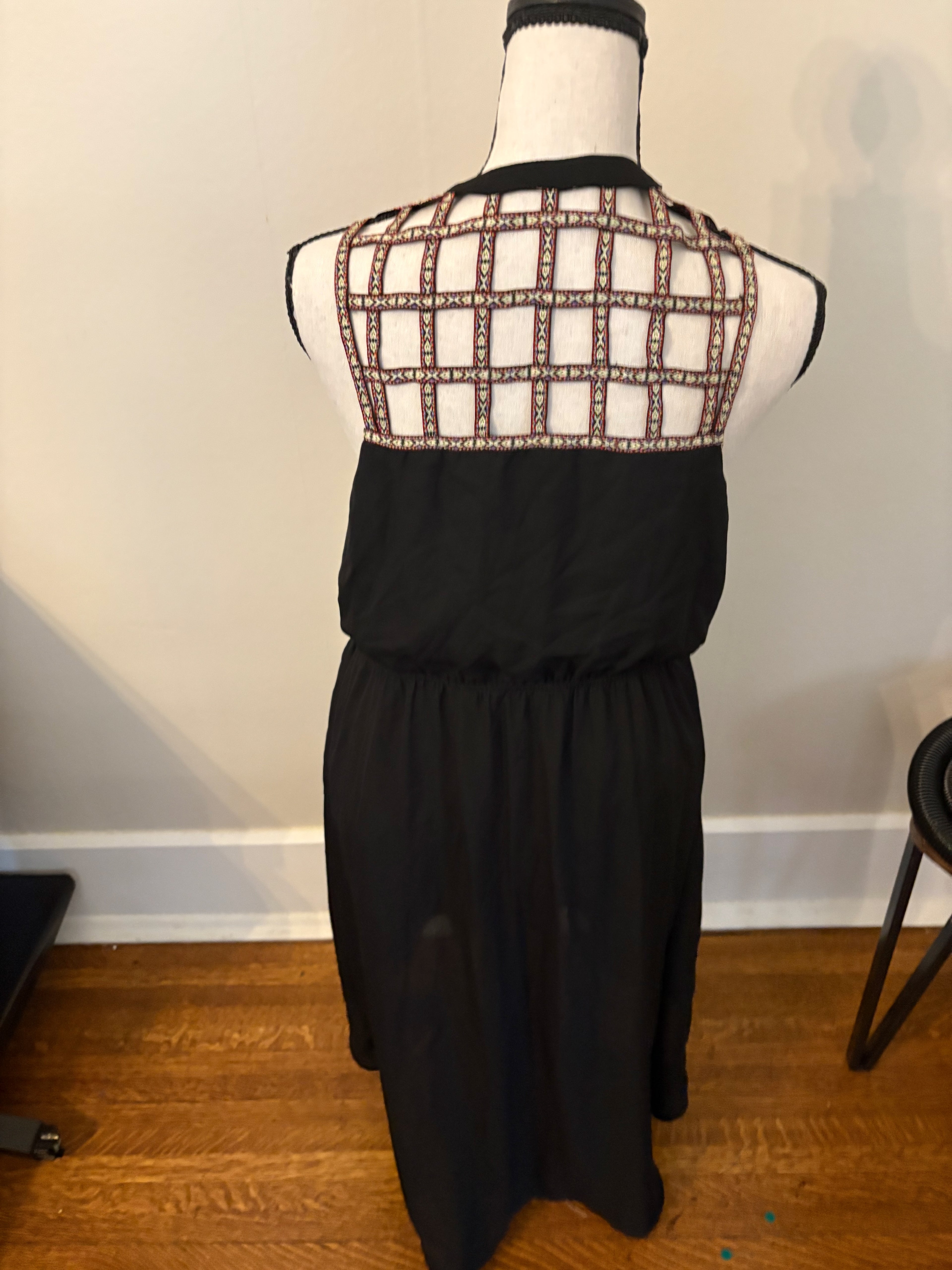 Wells Grace Black Dress Sz M Sleeveless  colorful Back Detail