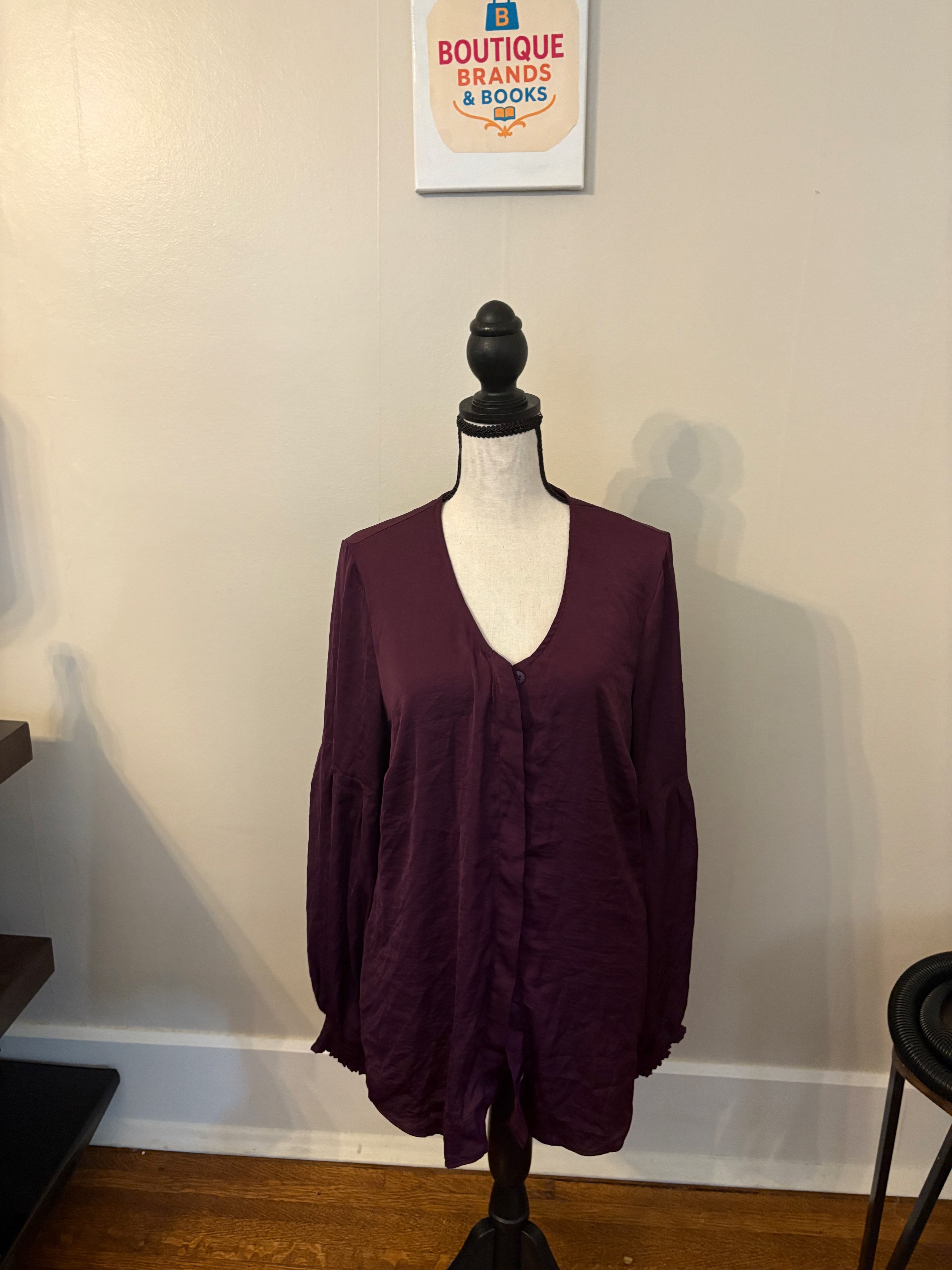 CAbi Beguile Blouse Tunic Top  M Purple