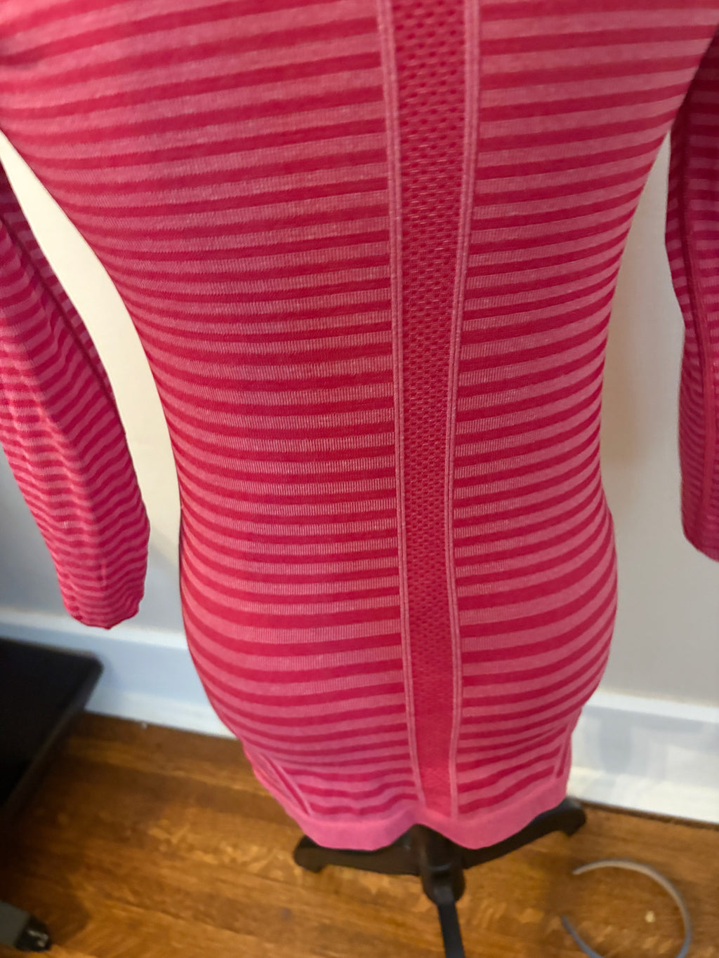 Lululemon Heathered Berry Rumble Red Stripe Swiftly Tech Long Sleeve Crew Top Size 6