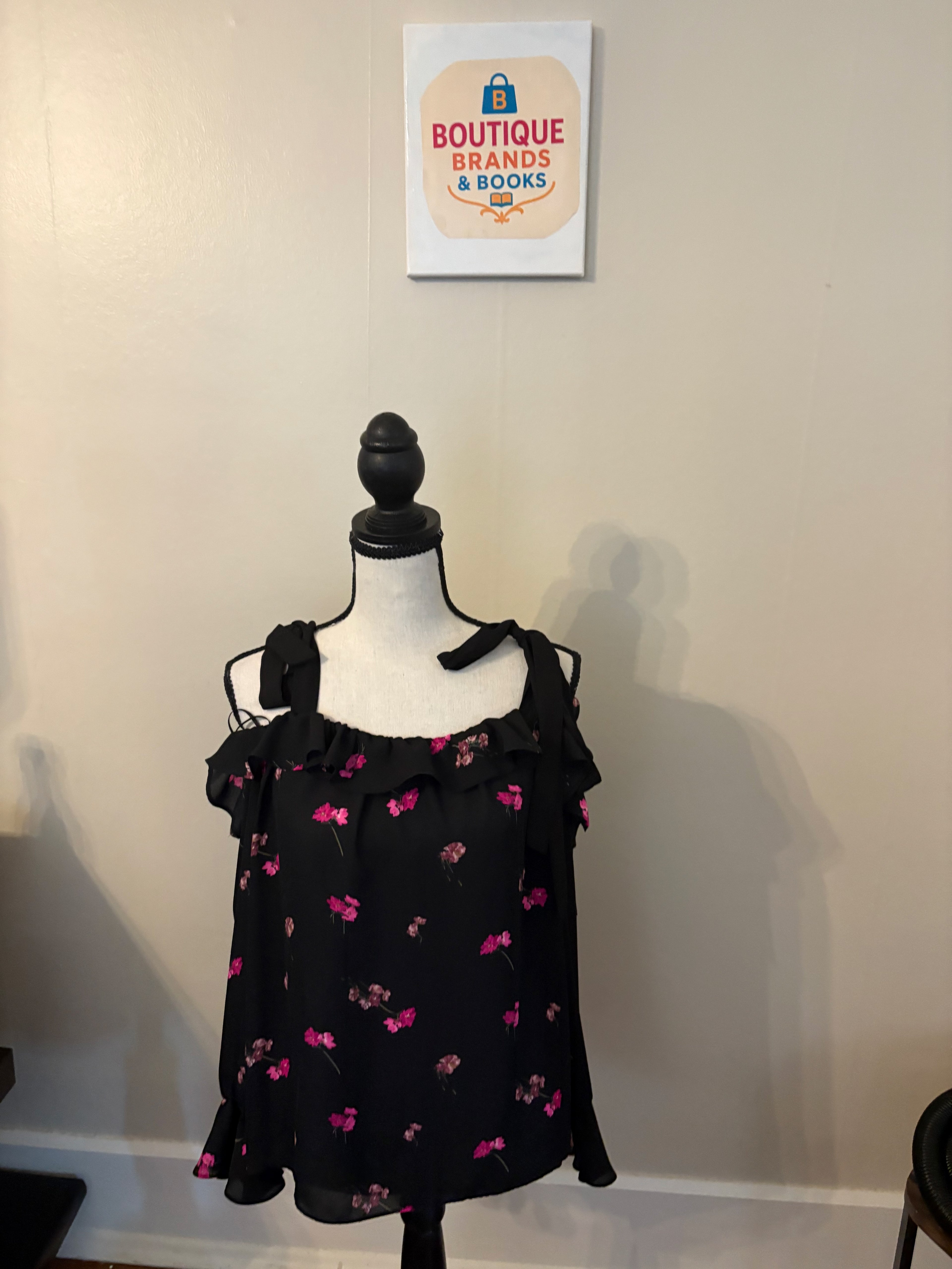CeCe womens tie neck black with flowers blouse Size M