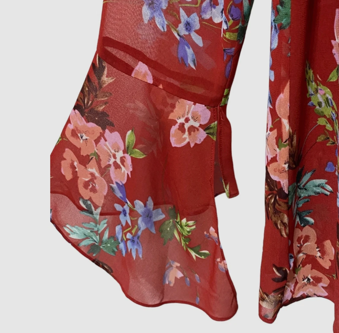 CAbi #3590 Devoted Blouse – Size Small – Red Floral Bell Sleeve
